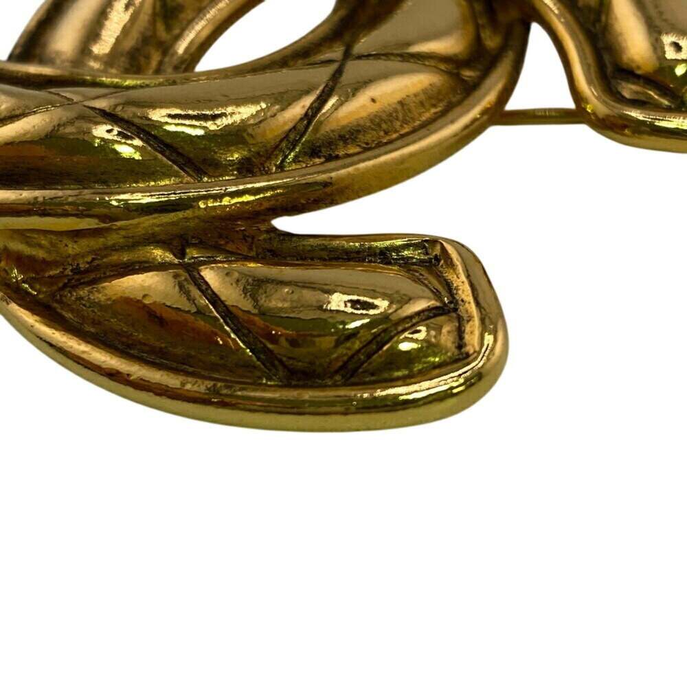 CHANEL Authentic Gold Logo Brooch - Picture 4 of 9